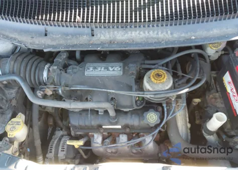 2003 Chrysler Town & Country z USA, uszkodzony, nr VIN 2C8GP24313R272348